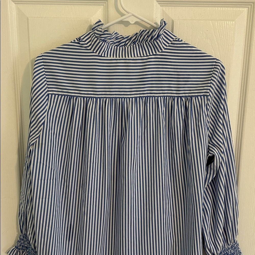 Tuckernuck Blue and White Stripe Teagan Popover Ruffle Top New Size Small - Picture 11 of 14